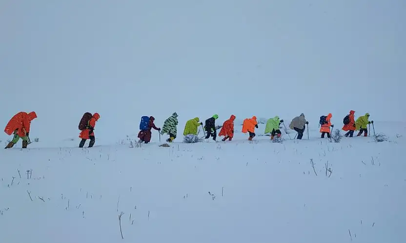 Van'da kar nedeniyle yol kapandı, rota Toprakkale'ye çevrildi