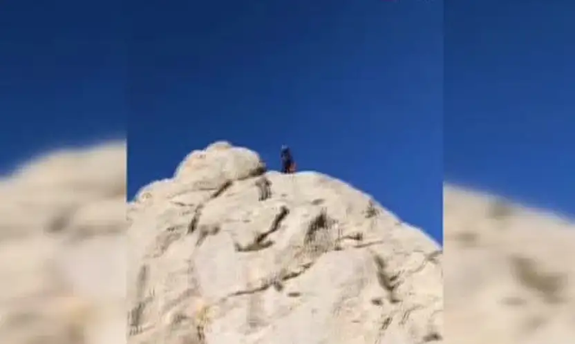 Van'da kayalıklarda mahsur kalan şahıs kurtarıldı