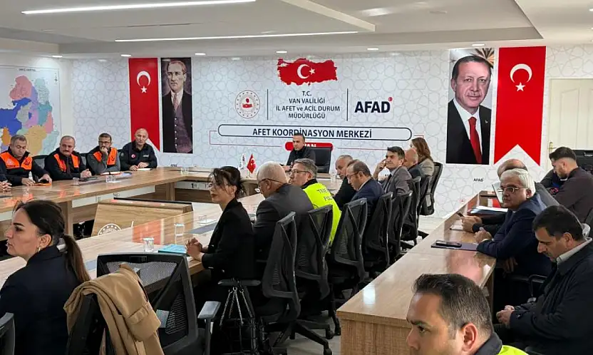 Van'da kış mevsimi trafik tedbirleri toplantısı yapıldı