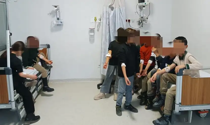 Van'da okulda rahatsızlanan 23 öğrenci hastaneye kaldırıldı