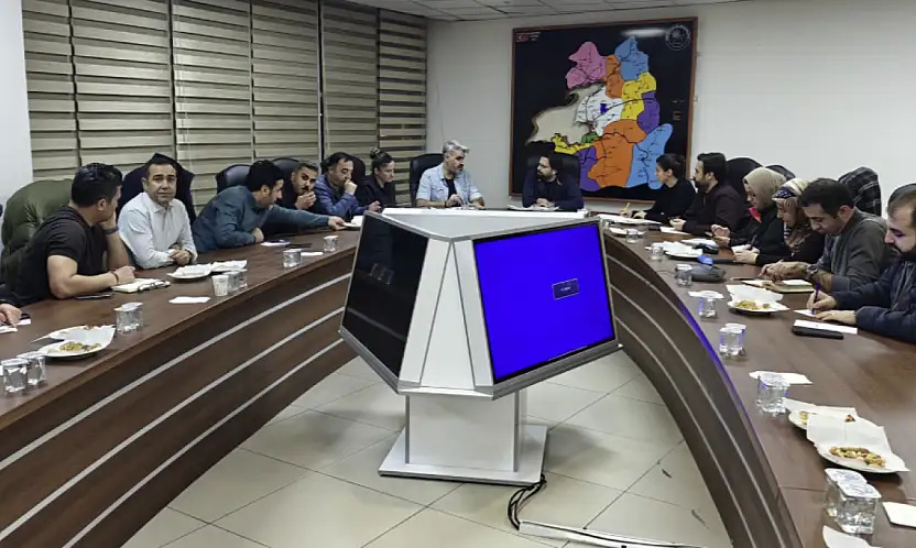 Van'da sağlık yönetimi haftalık toplantıyla gözden geçirildi