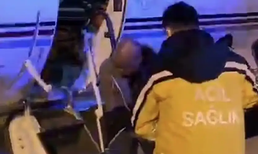 Van'da tedavi gören 11 aylık bebek uçak ambulansla İstanbul'a sevk edildi