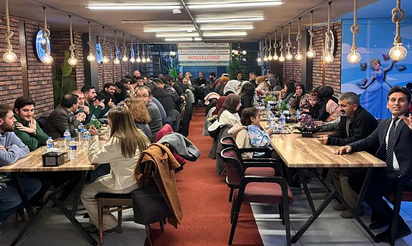 Van'daki Bingöllüler 'gün'lerinde bir araya geldi