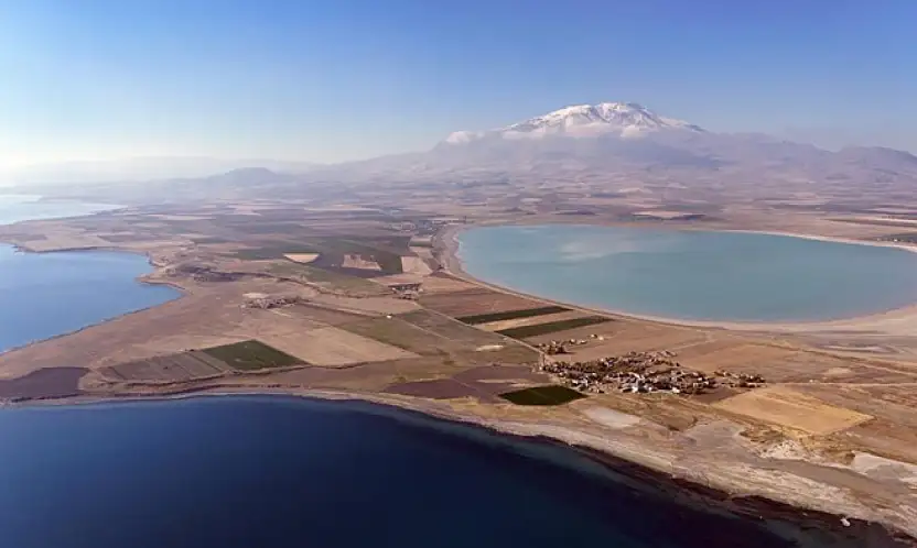 Van Gölü, Arin Gölü ve Süphan Dağı aynı kadrajda görüntülendi