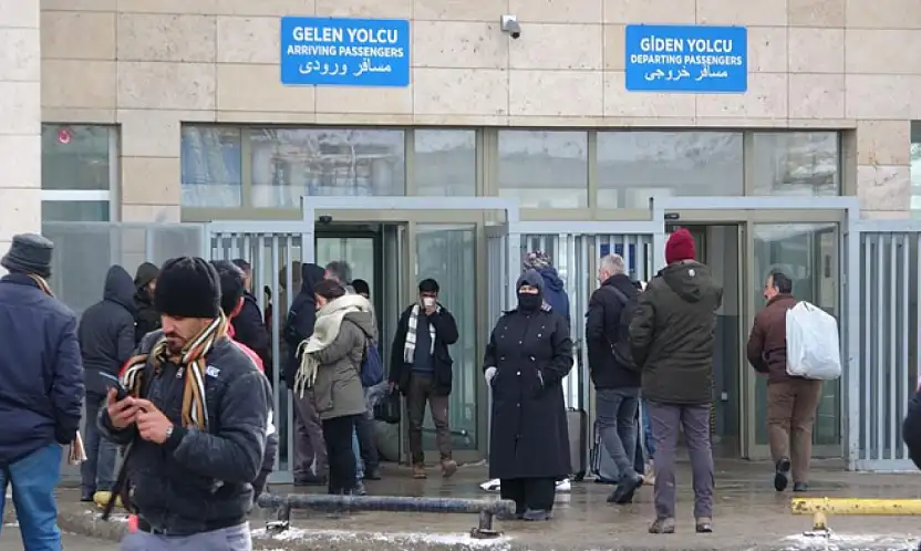 Van Kapıköy Sınır Kapısı'nda olağanüstü hareketlilik yok