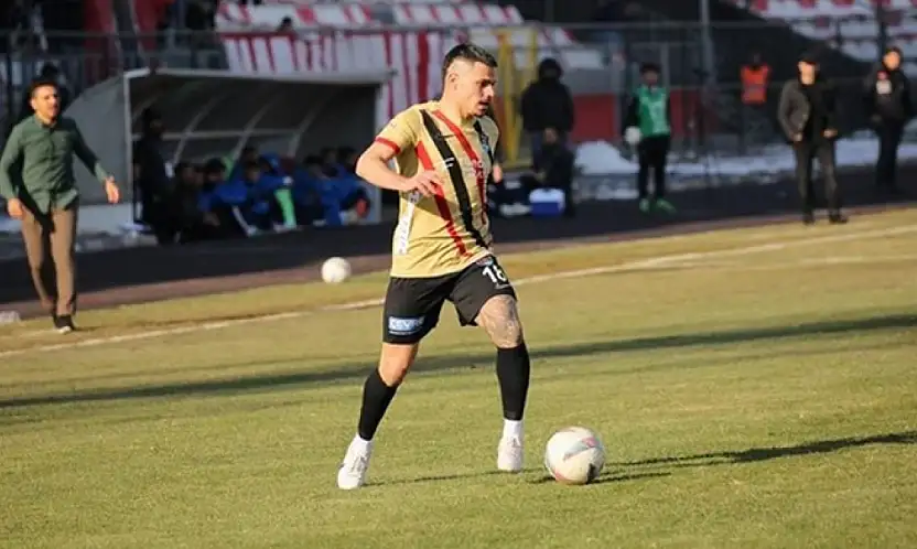 Vanspor'da Hasan Bilal kararı camiayı ikiye böldü