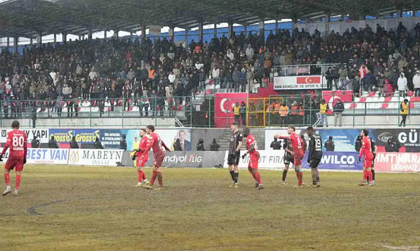 Vanspor'da hedef Iğdırspor'u puansız göndermek