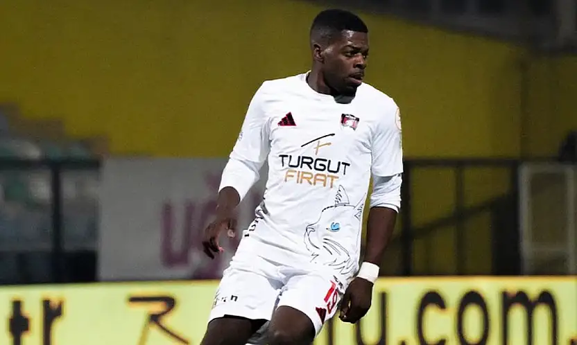 Vanspor'lu İvan Cedric, Süper Lig kulüplerinin radarında