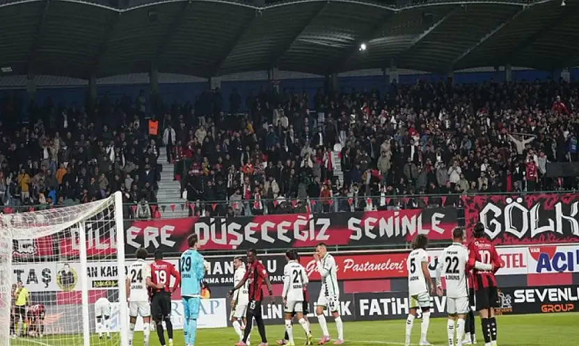 Vanspor'un sürekli ceza alması eleştiriliyor