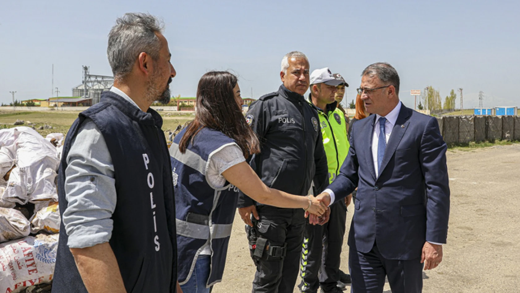 Vali Balcı'dan polislere ziyaret