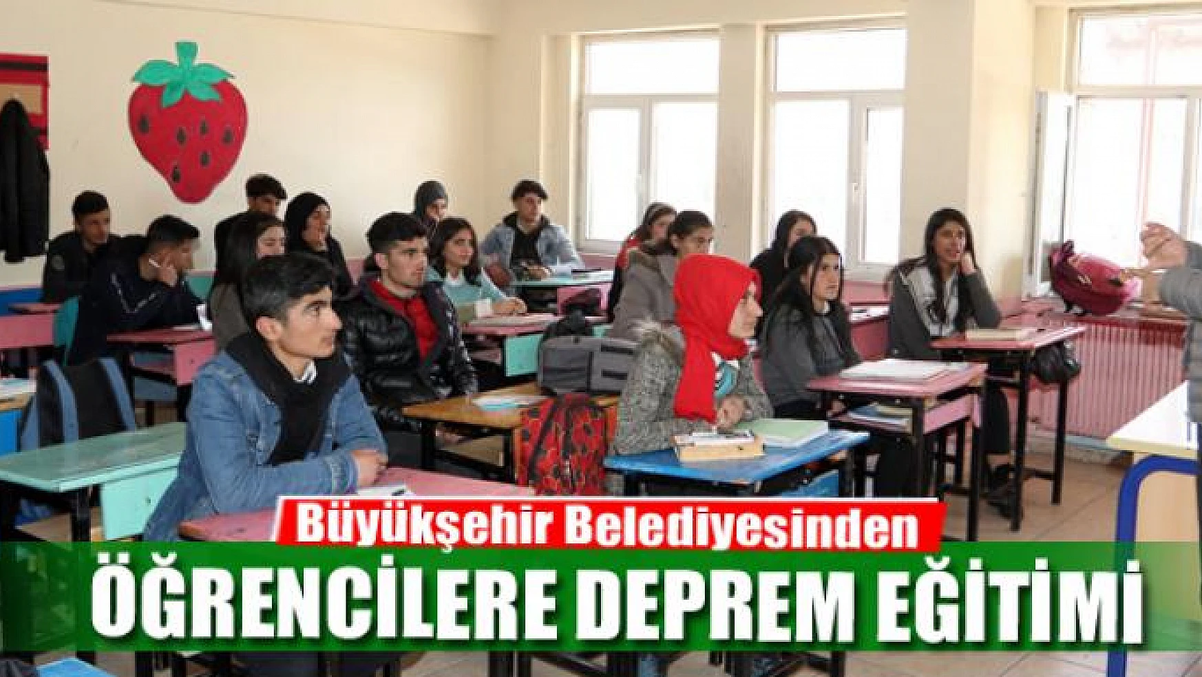 Büyükşehir Belediyesinden öğrencilere deprem eğitimi