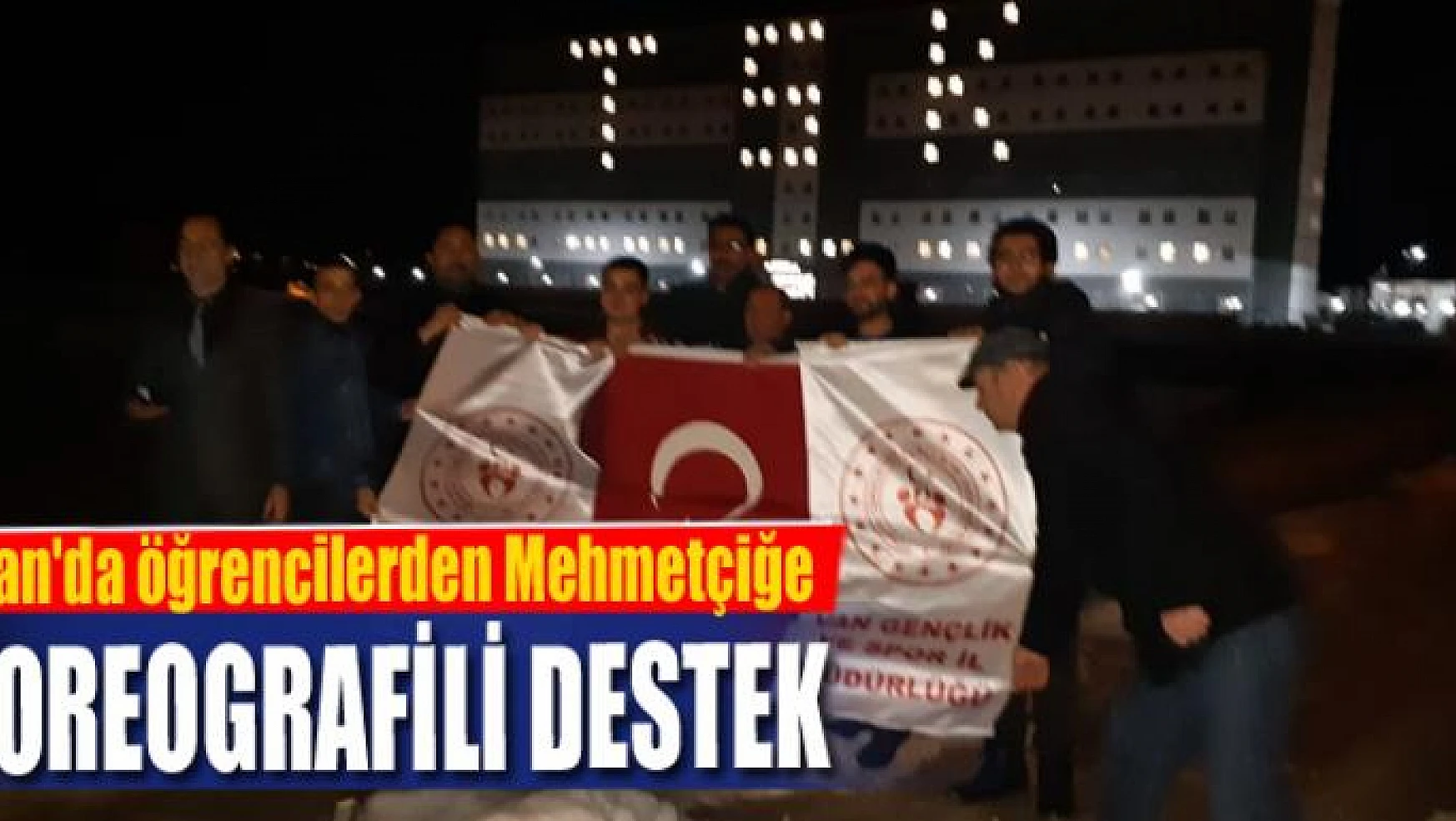 Van'da öğrencilerden Mehmetçiğe koreografili destek