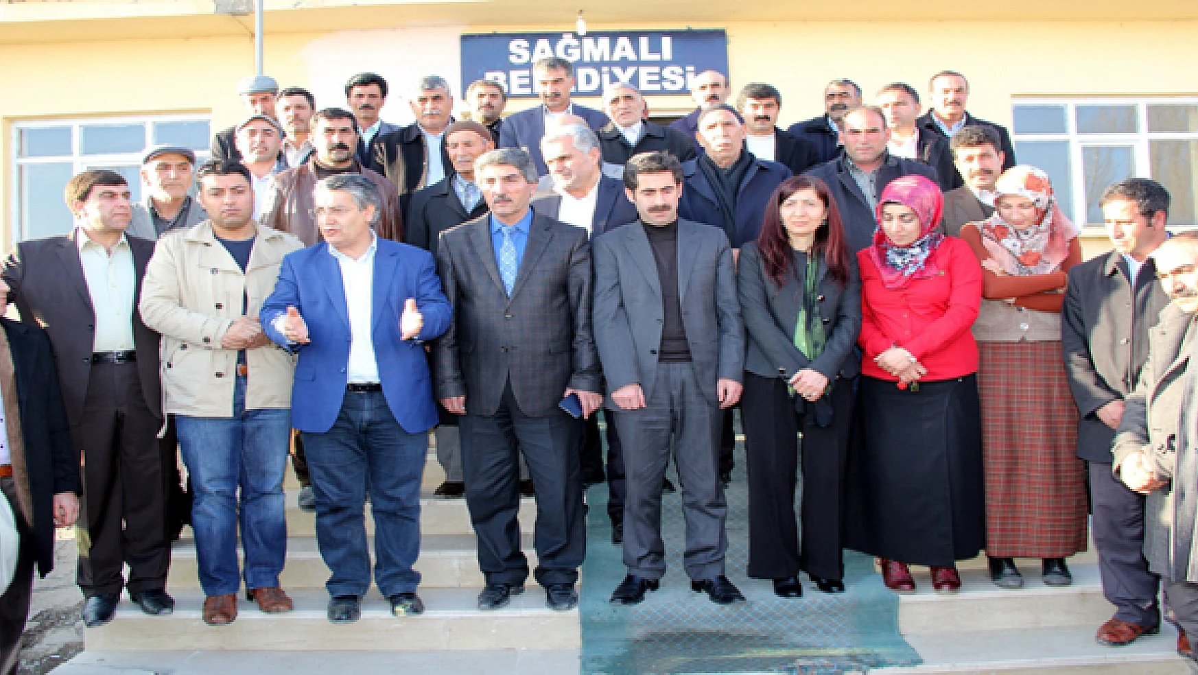 AK Parti Sağmalı Belde Belediye Başkanı BDP'ye geçti