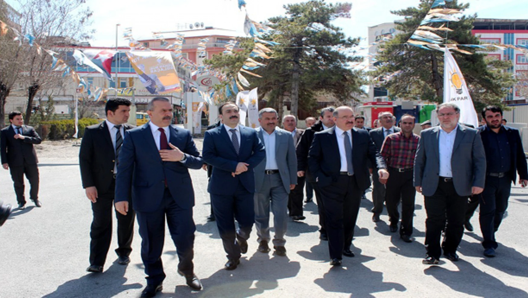 Hüseyin Çelik: BDP Kürt Partisi Değildir