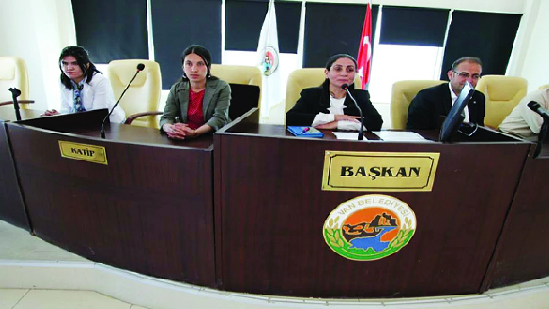 İpekyolu Belediyesi ilk toplantısını yaptı