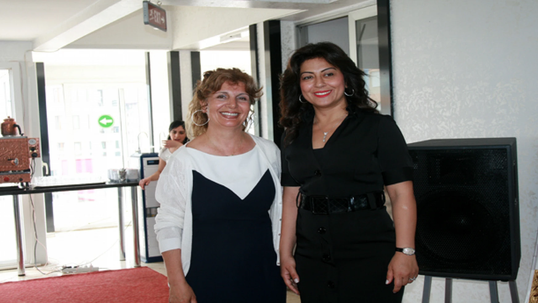 Antalya Belediye Başkanlarının Eşleri Vanlılarla buluştu