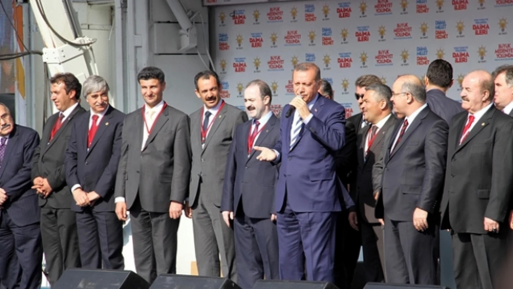 Başbakan Erdoğan 'Alın Ödülünüzü Başınıza Çalın'