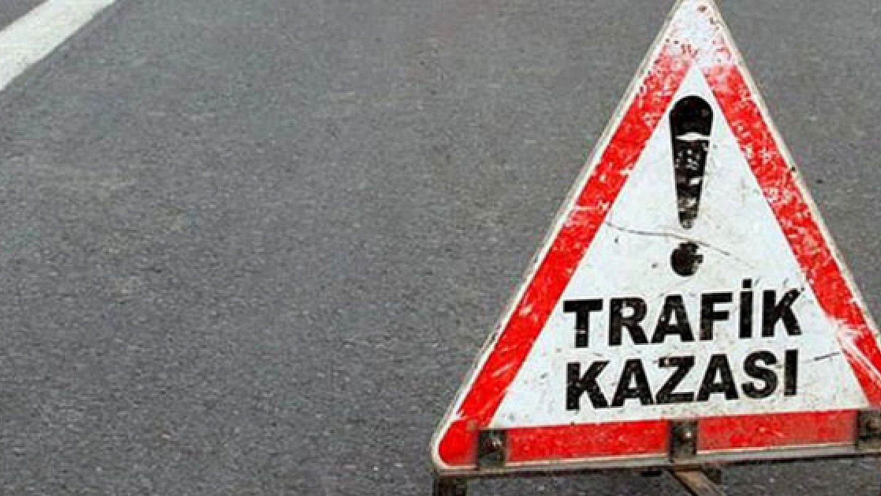Van'da Trafik Kazası: 4 Yaralı