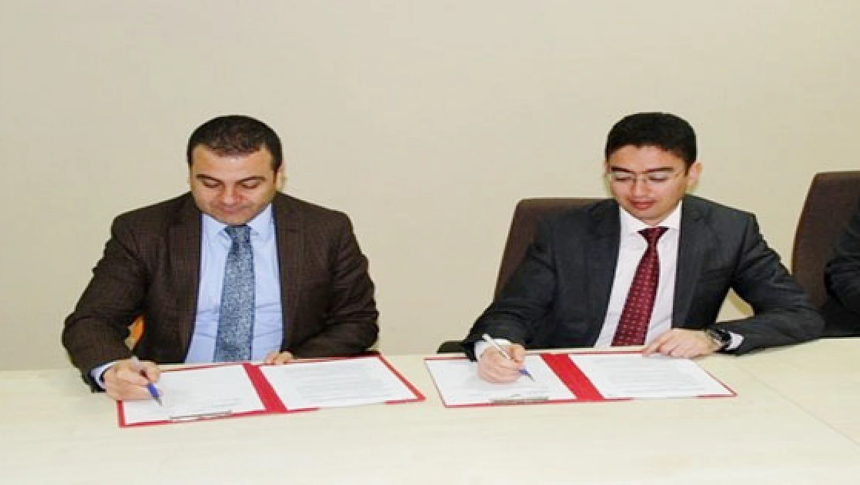 Erciş'te İş Birliği Protokolü İmzalandı