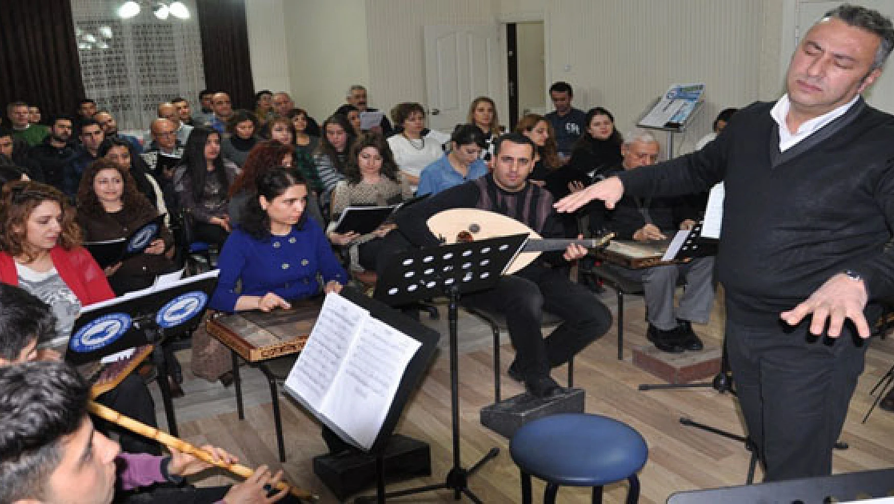 Van Türk Musiki Derneği Dinleyicisi İle Buluşuyor