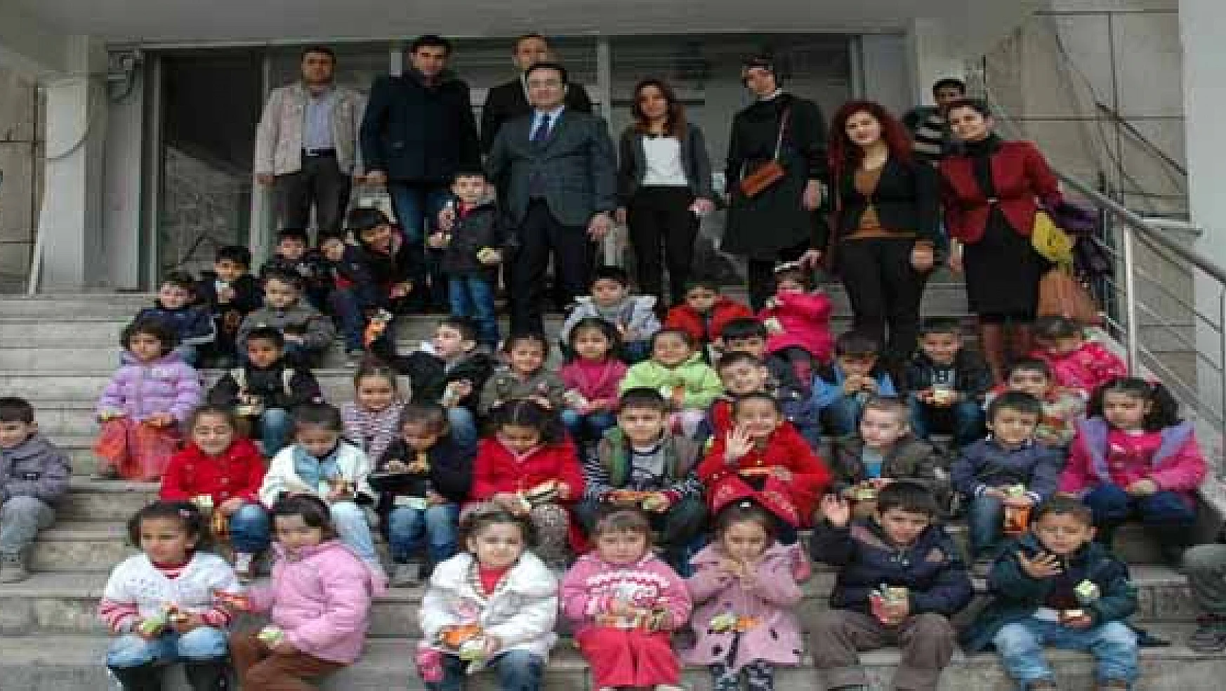 Minik Öğrencilerden Koyuncu'ya Ziyaret