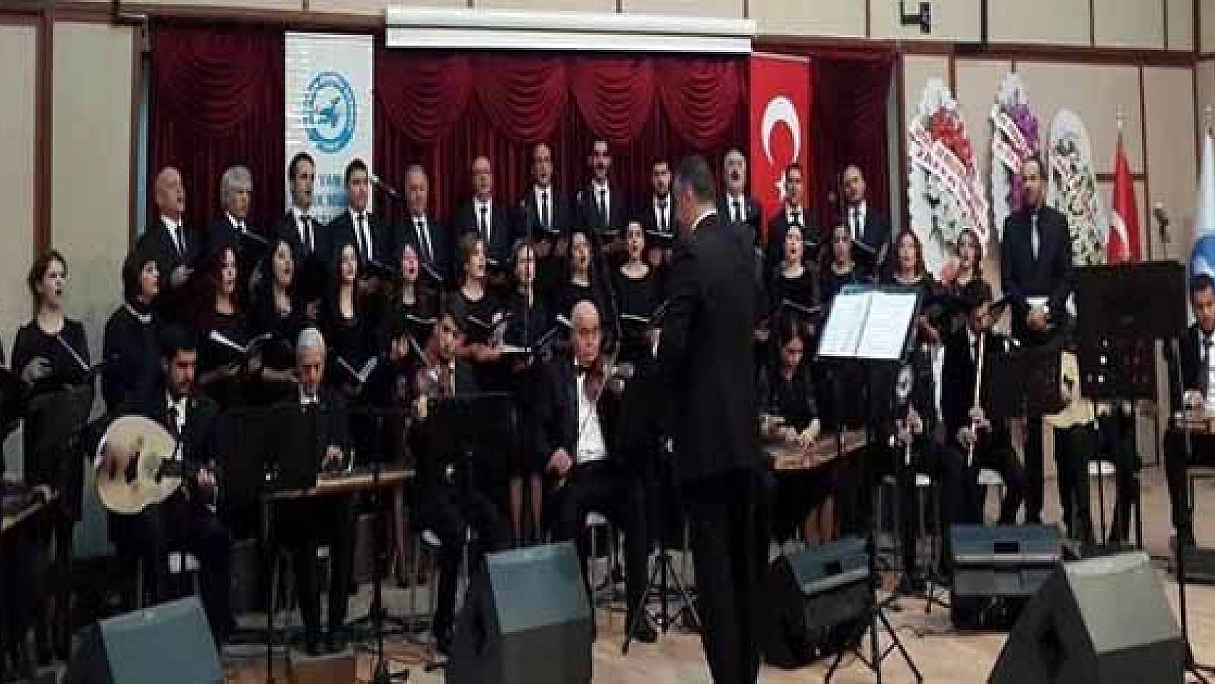 Van Türk Musiki Derneğinden Muhteşem Konser
