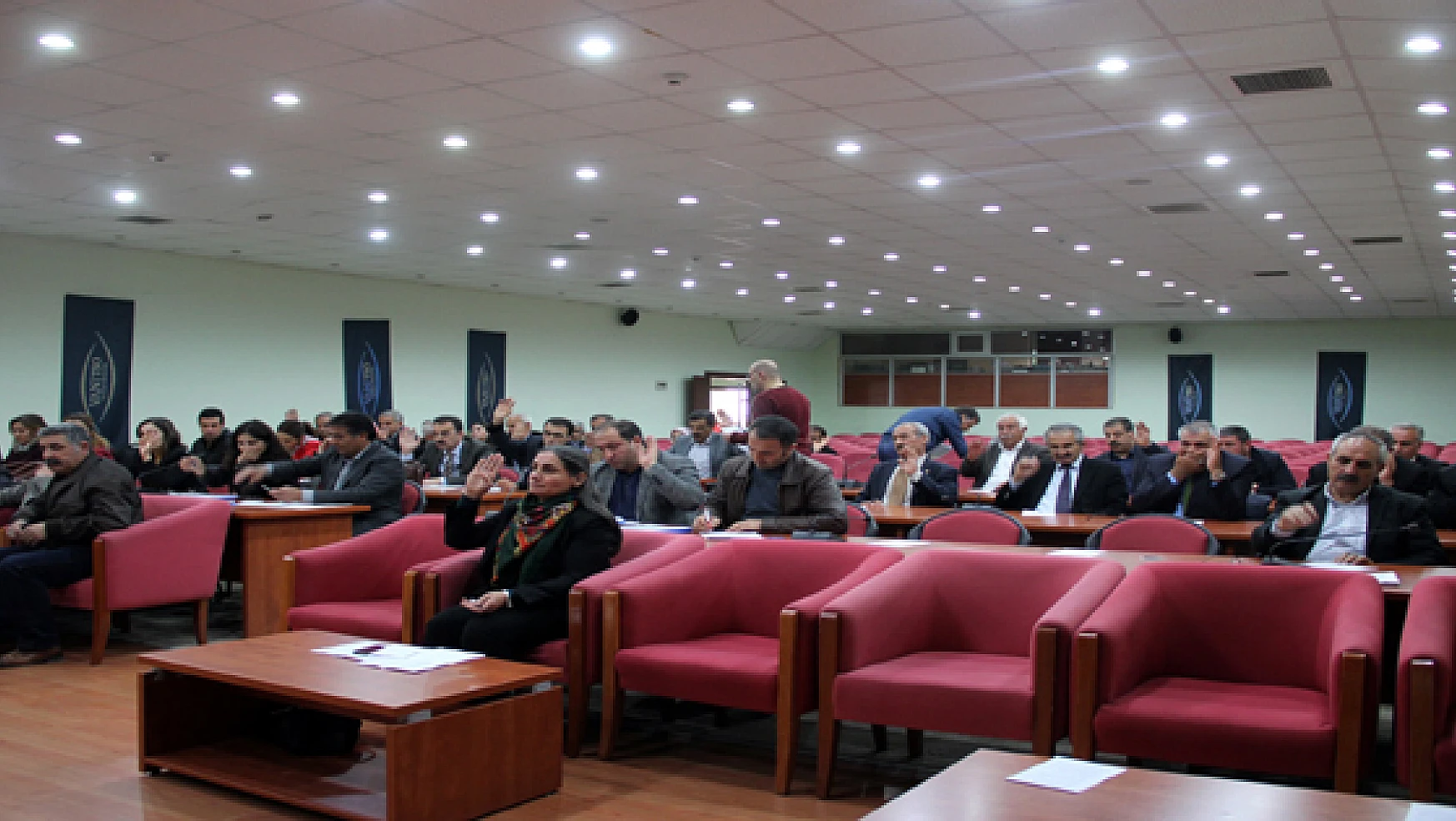 Büyükşehir Belediyesi Meclis Toplantısı Başladı