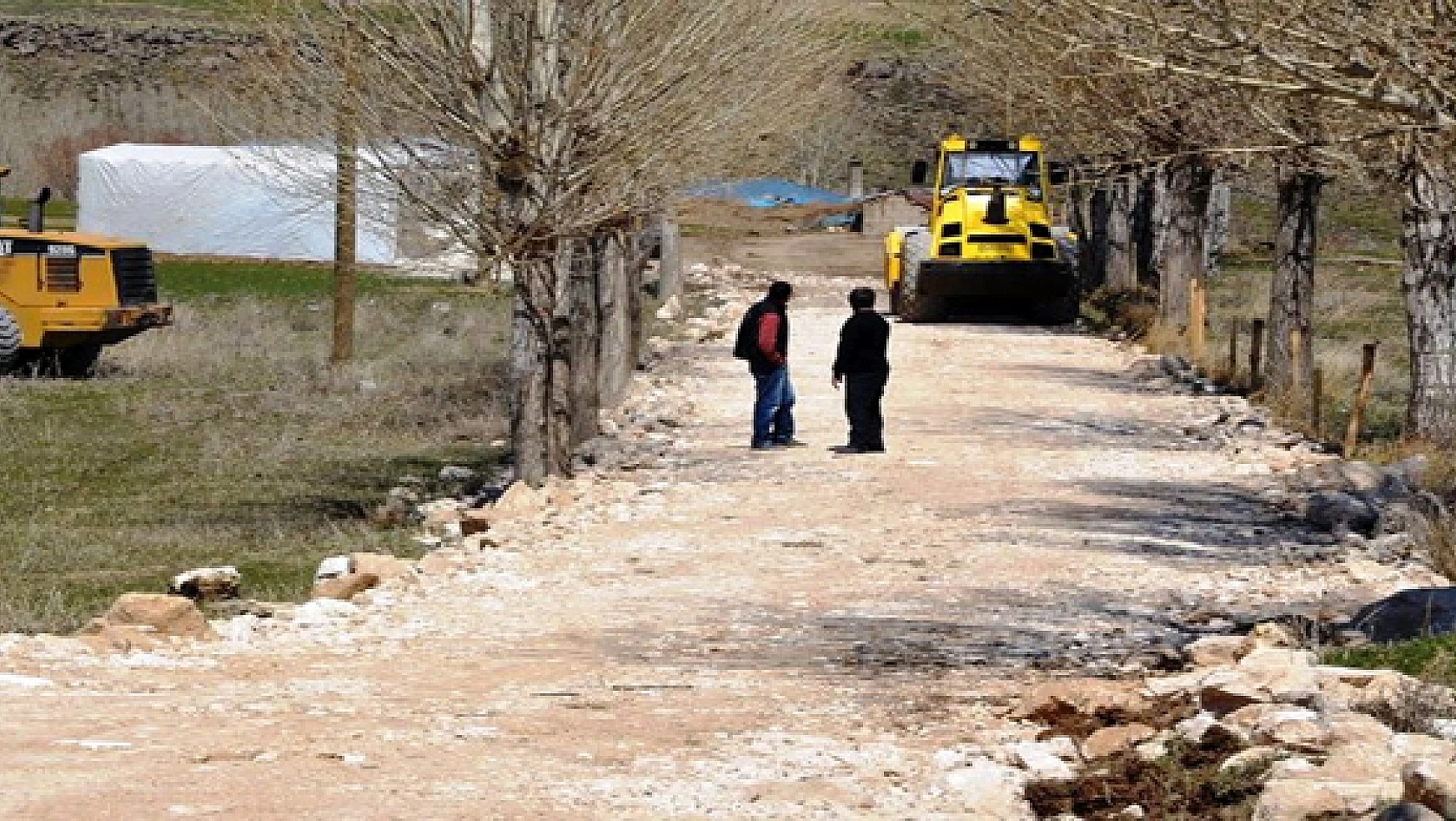 Erciş Belediyesi'nden Yol Yapım Çalışması