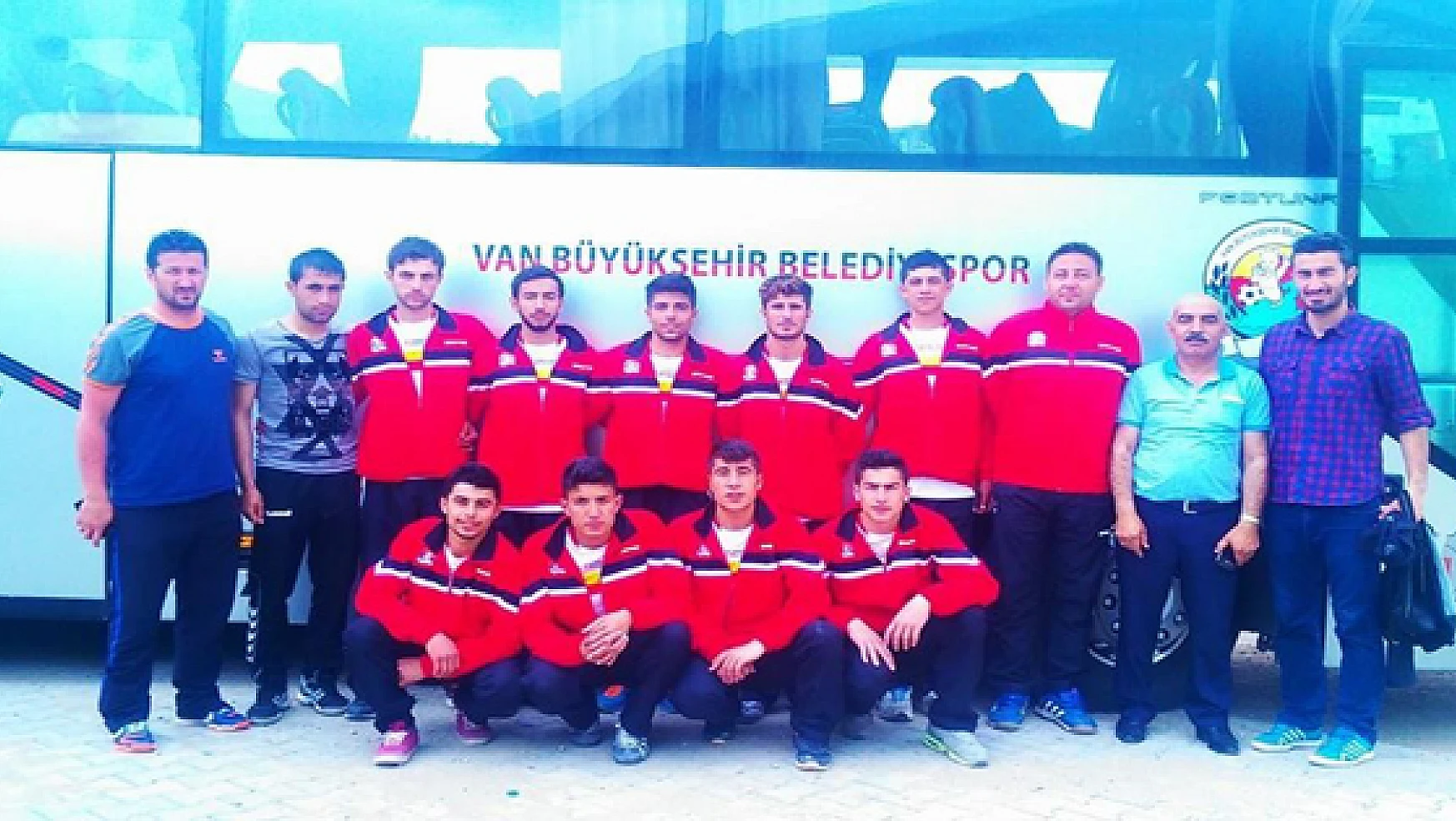 Büyükşehir Belediyespor Hentbol Takımı 2. Ligde 