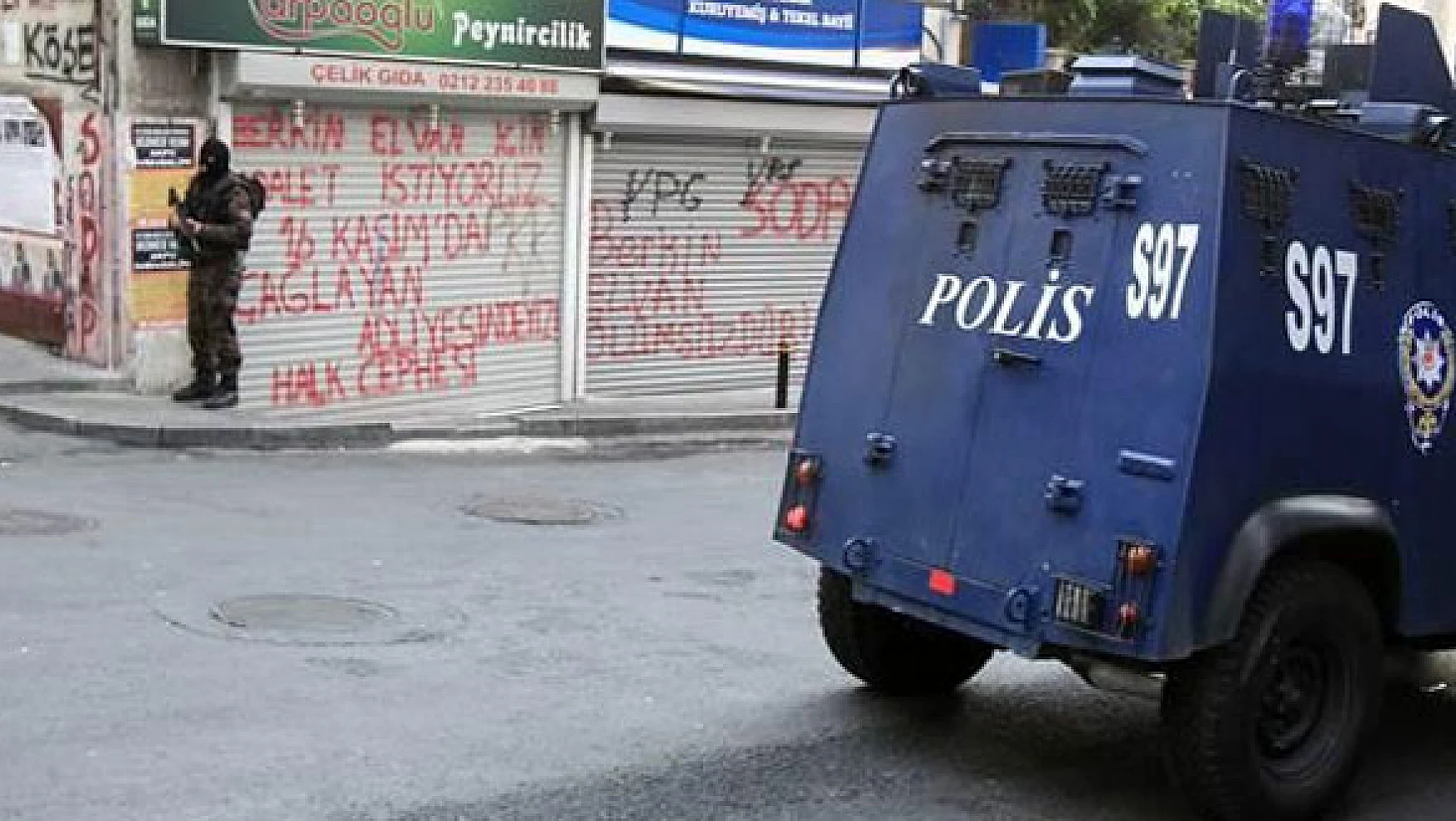 13 ilde polis baskınları: 251 gözaltı