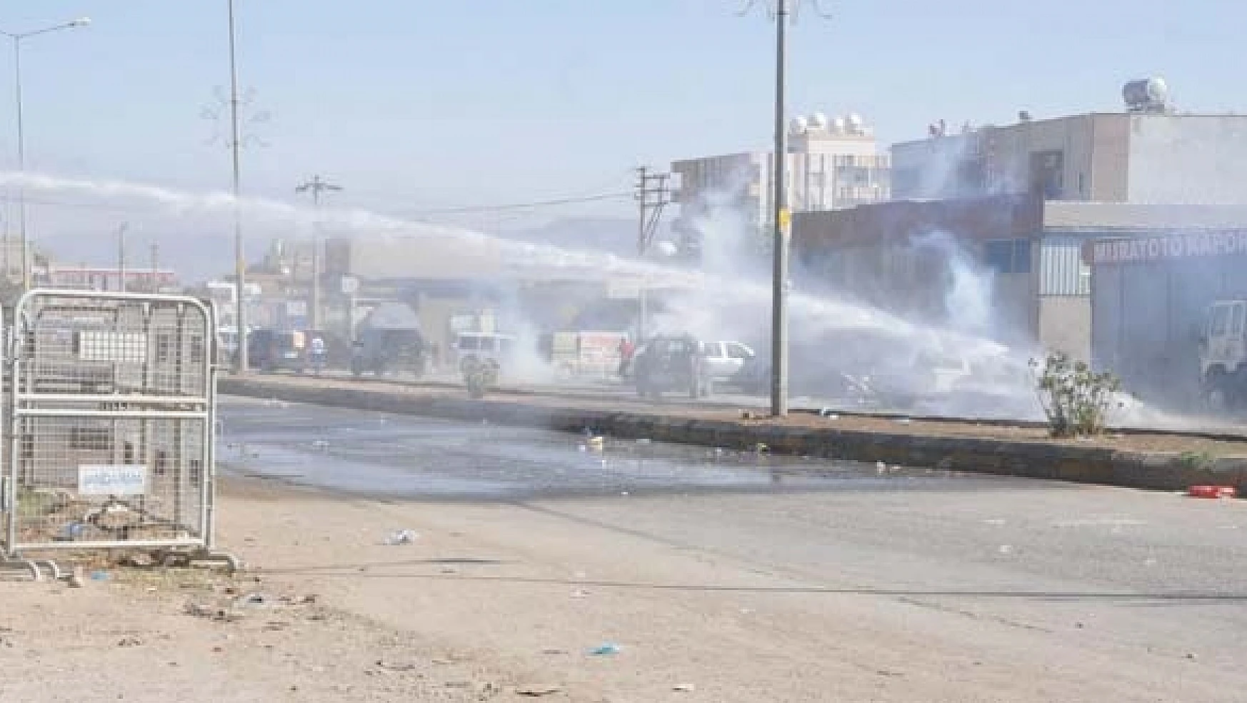 Silopi'de Çatışma devam ediyor:2 kişi öldü