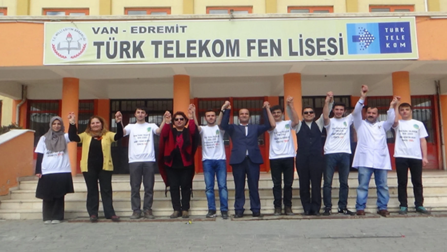 Van Türk Telekom Fen Lisesi YGSde Çıtayı Aştı