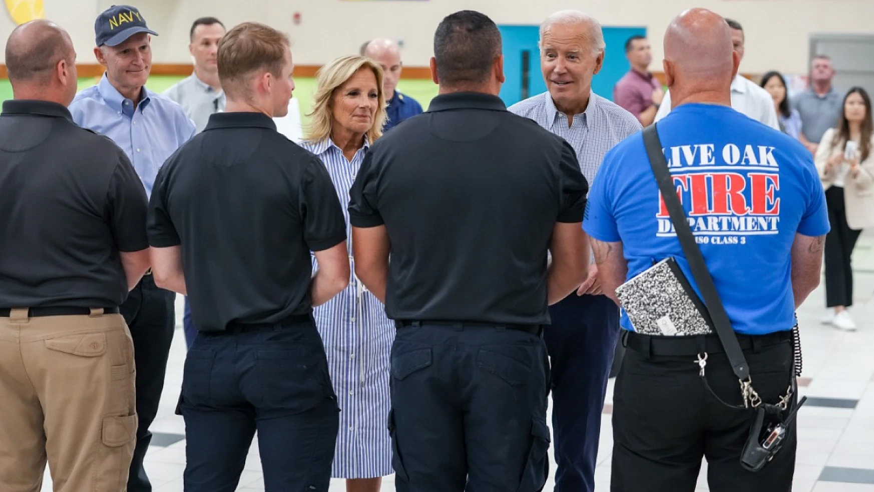 ABD Başkanı Biden, Idalia Kasırgası'nın vurduğu Florida'yı ziyaret etti