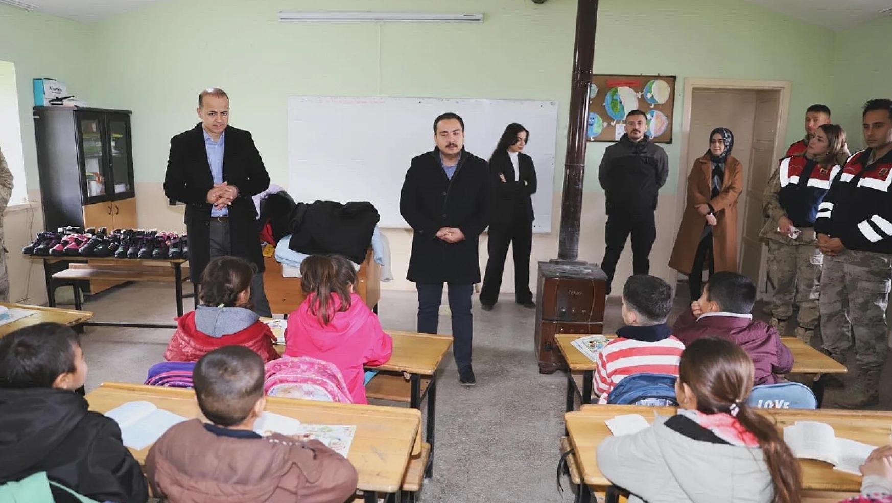 Aydoğan'dan Okul Ziyareti