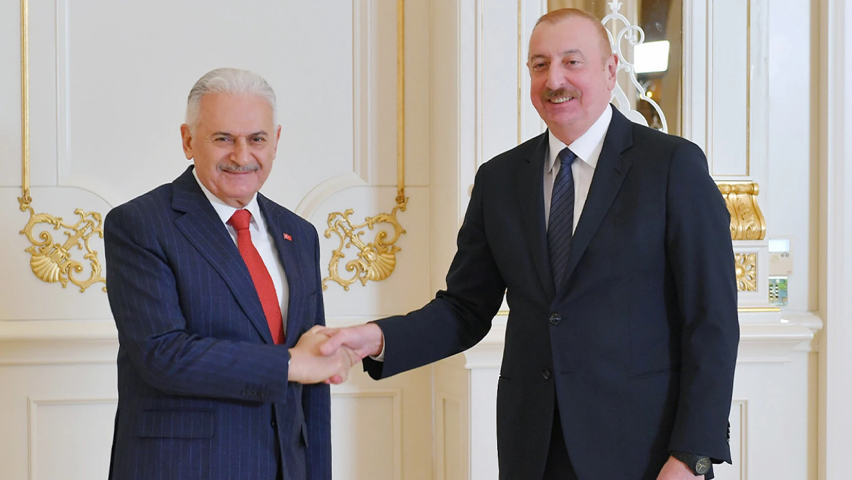 Azerbaycan Cumhurbaşkanı Aliyev, TDT Aksakallar Heyeti Başkanı Yıldırım'ı kabul etti