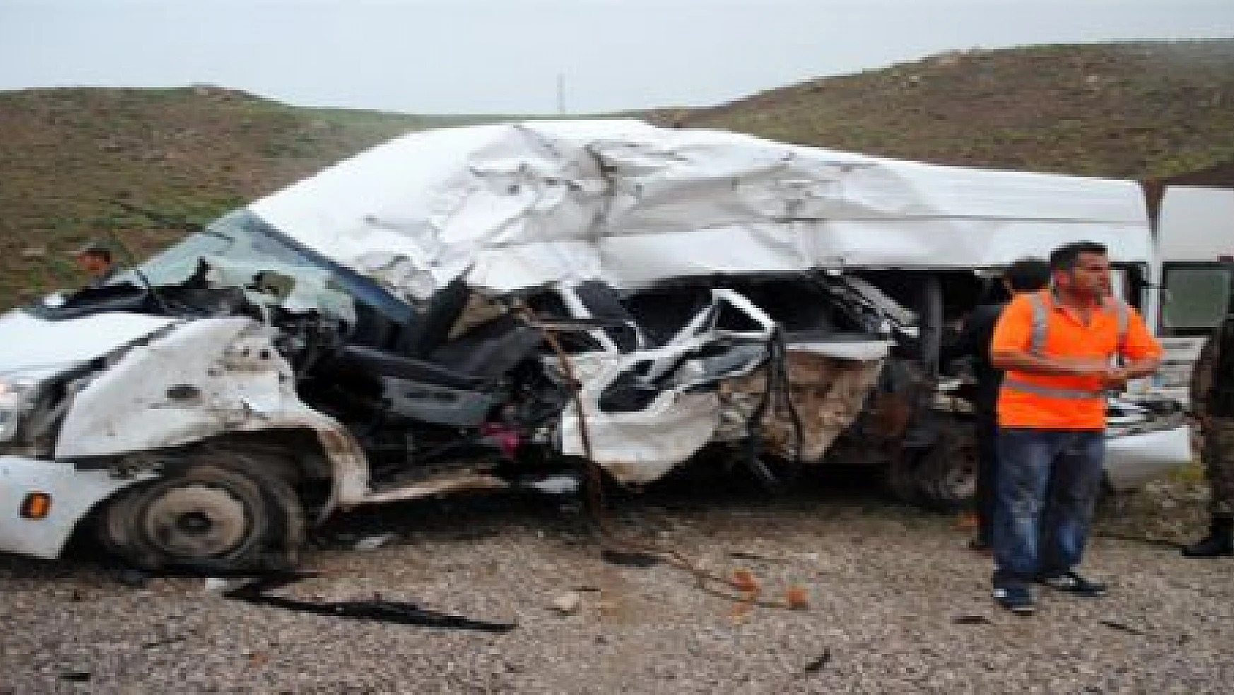 Van ve Hakkari'de Kaza: 4 Ölü 11 Yaralı