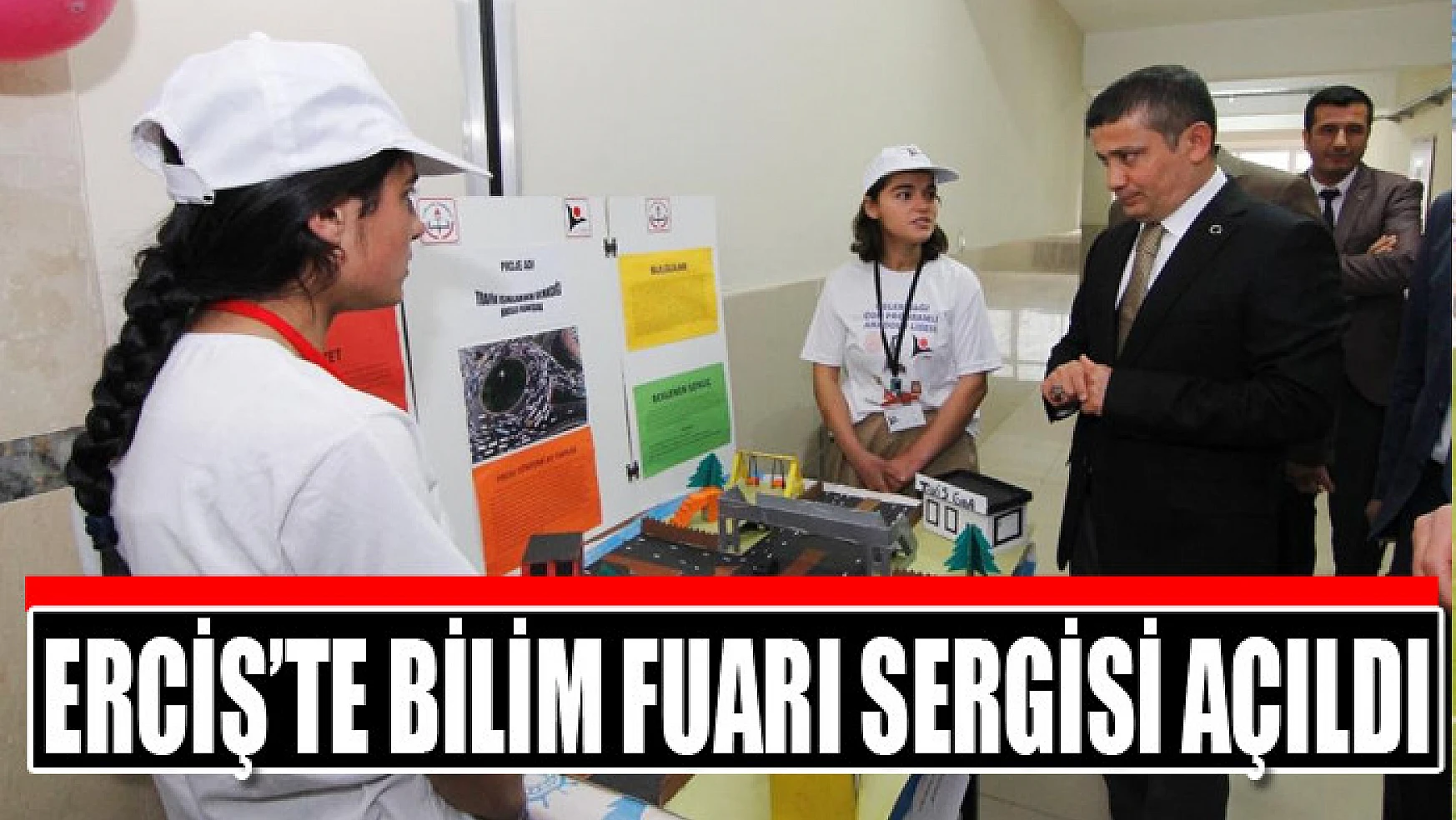 Erciş'te bilim fuarı sergisi açıldı