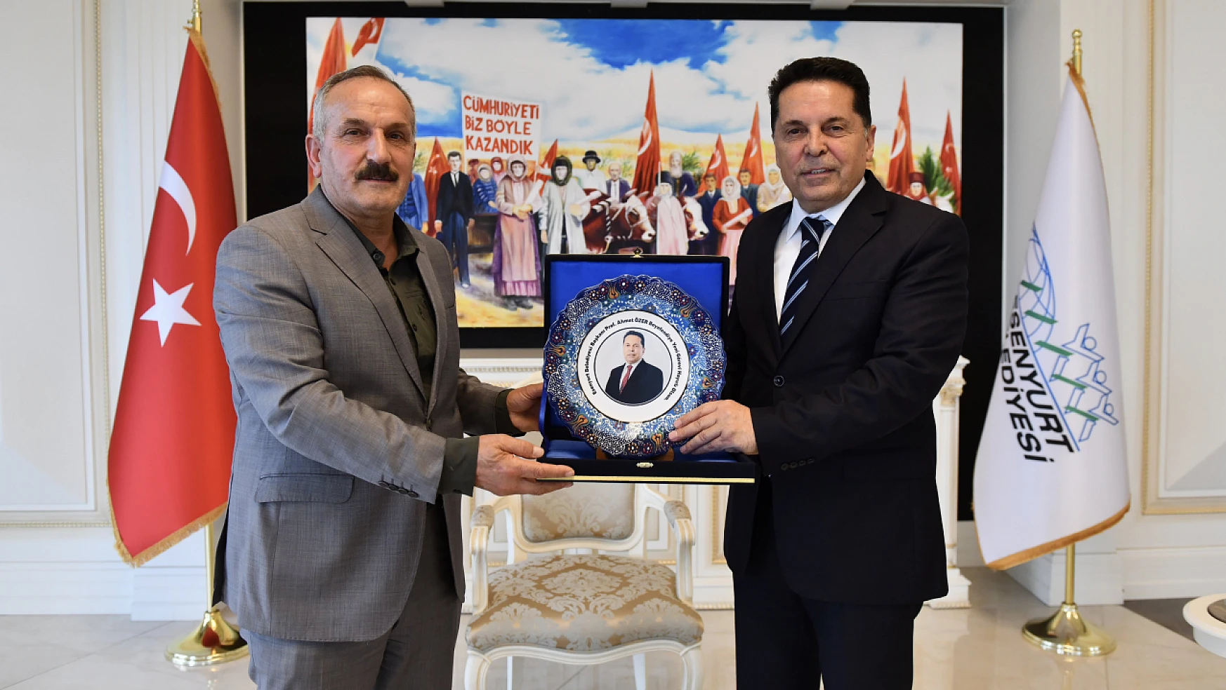 Gelecek Partisi Van İl Başkanı Karabıyık'tan Esenyurt Belediye Başkanı Özer'e ziyaret