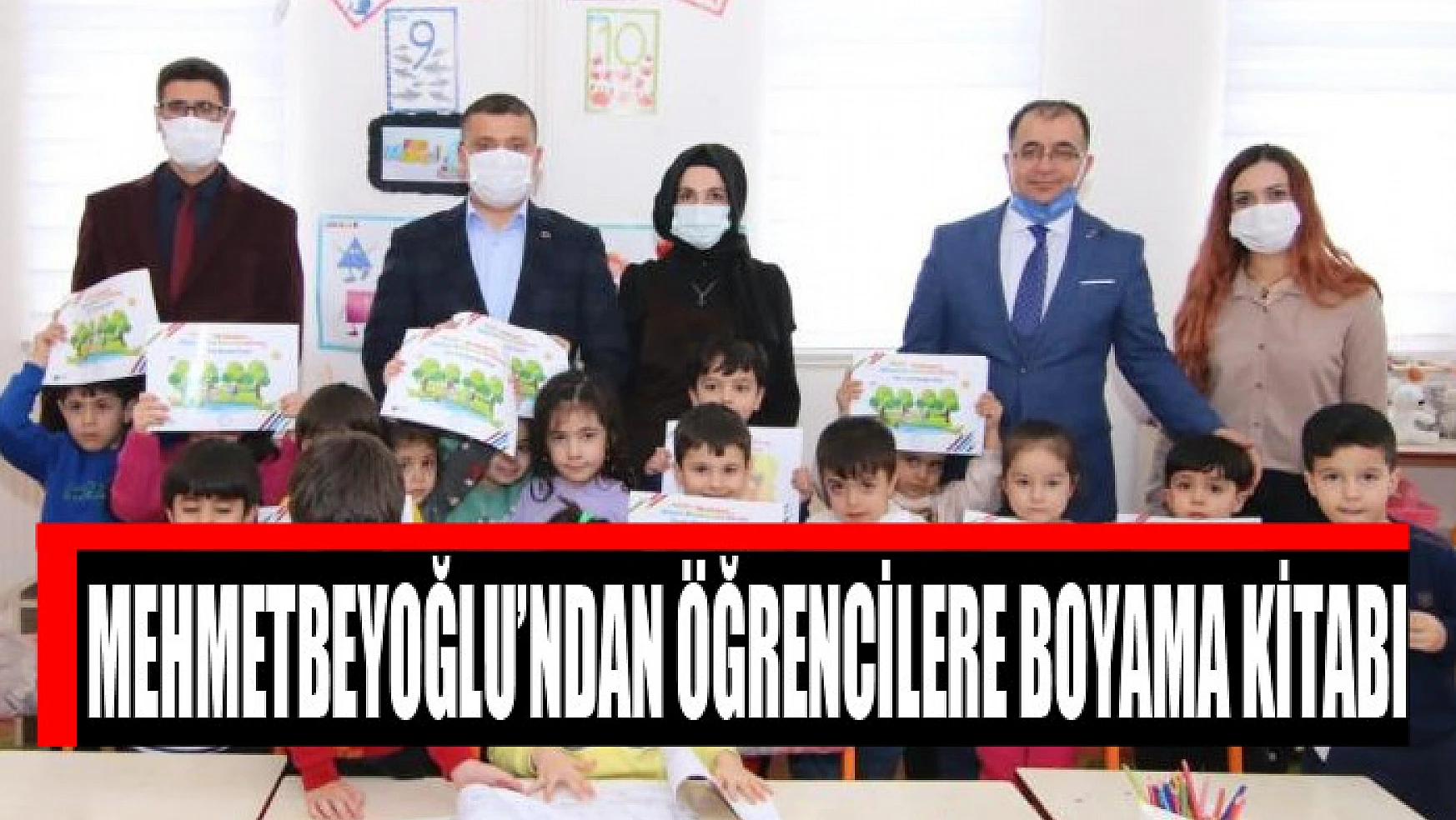 Kaymakam Mehmetbeyoğlu'ndan öğrencilere boyama kitabı