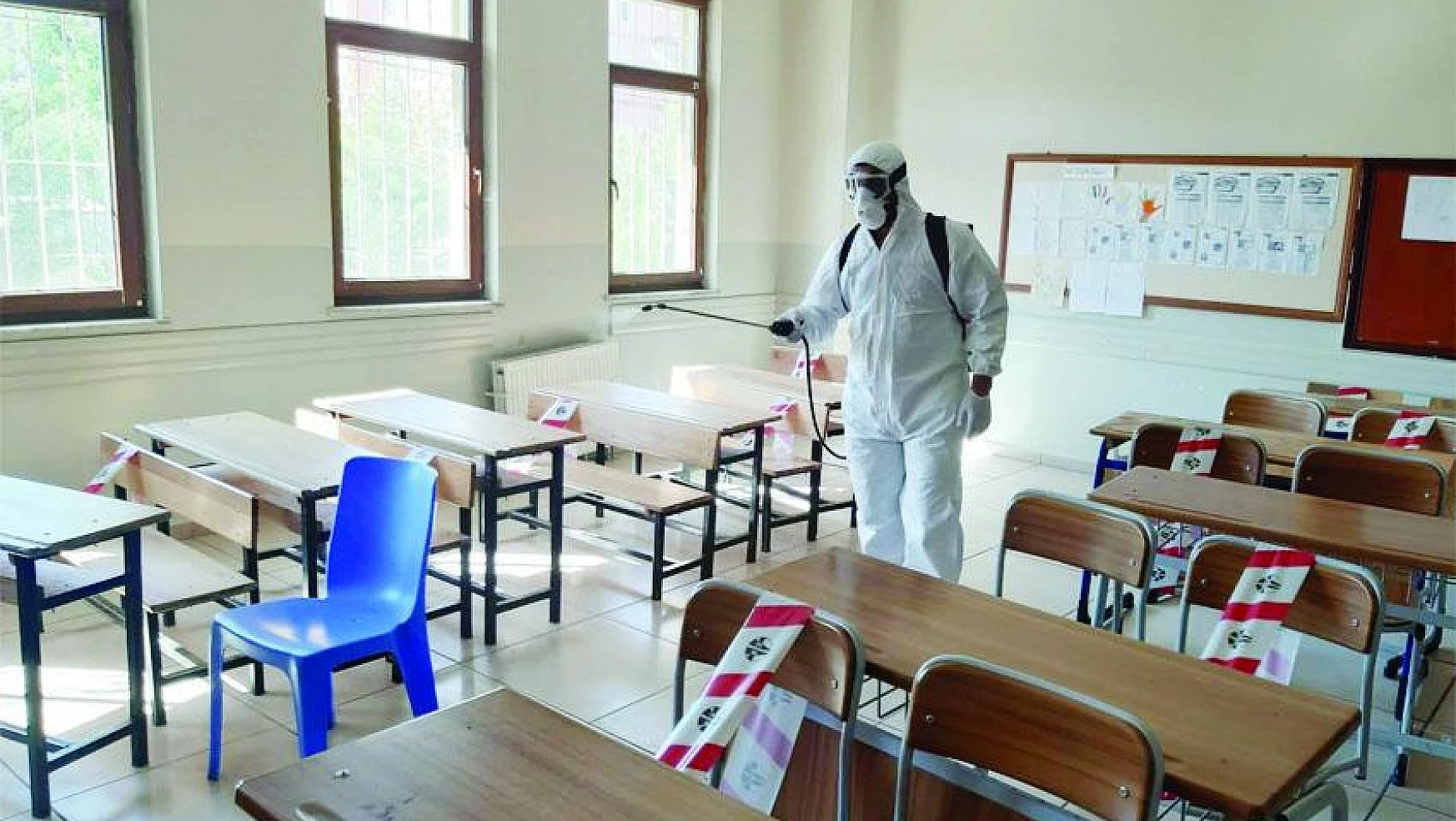 Van'da tüm okullar rutin olarak dezenfekte ediliyor